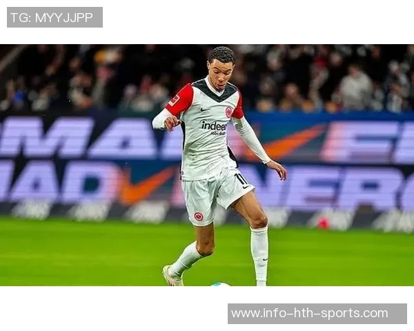 儿魔梦麦迪逊回忆童年曼联球迷岁月分享早年穿球衣珍贵照片